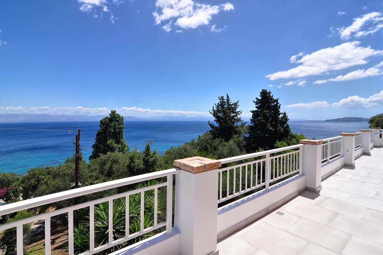 Veroniki Penthouse Deluxe Apartment Agios Ioannis Peristerion 외부 사진