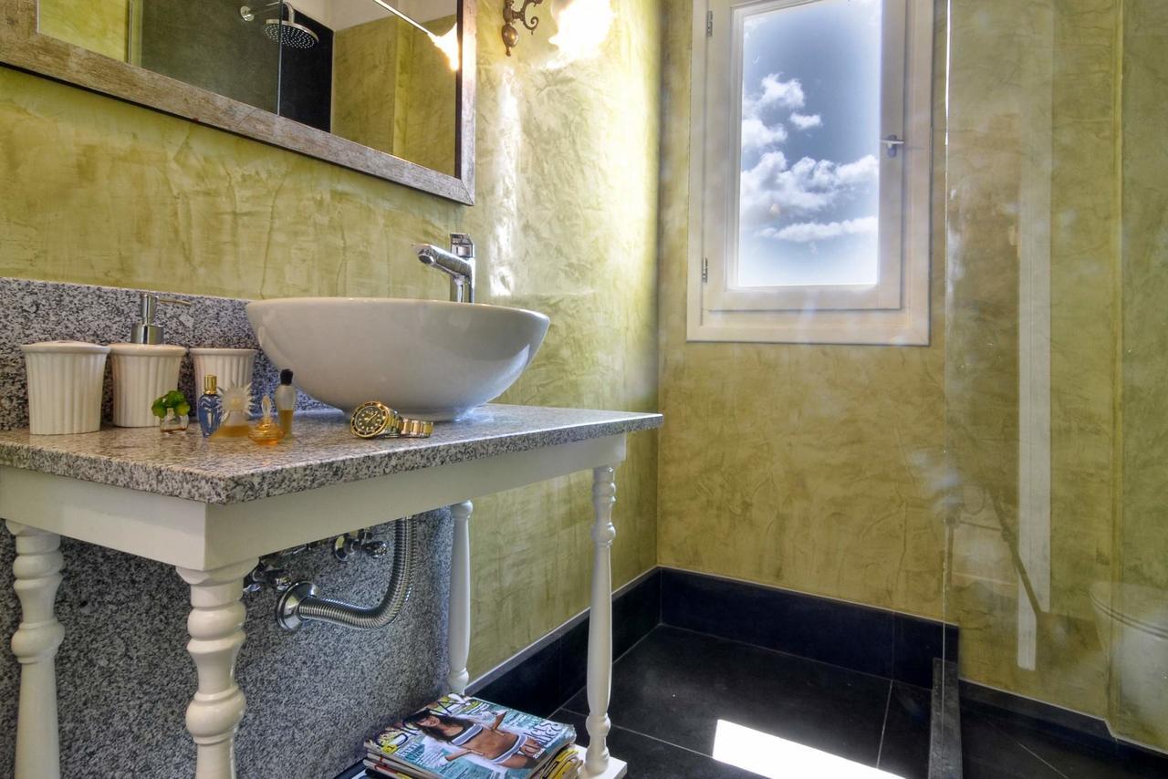 Veroniki Penthouse Deluxe Apartment Agios Ioannis Peristerion 외부 사진