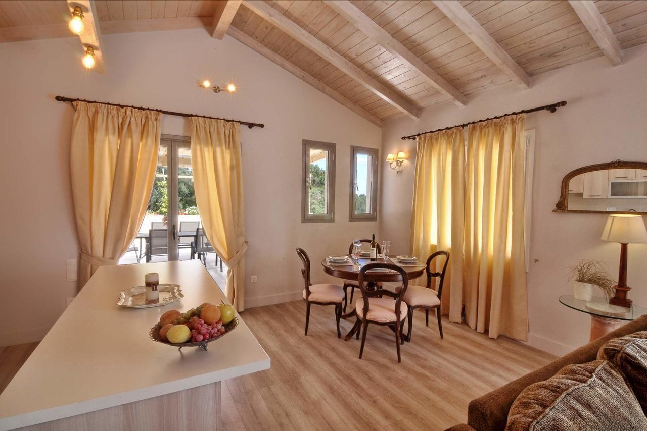 Veroniki Penthouse Deluxe Apartment Agios Ioannis Peristerion 외부 사진